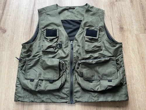 Green fly fishing - green,