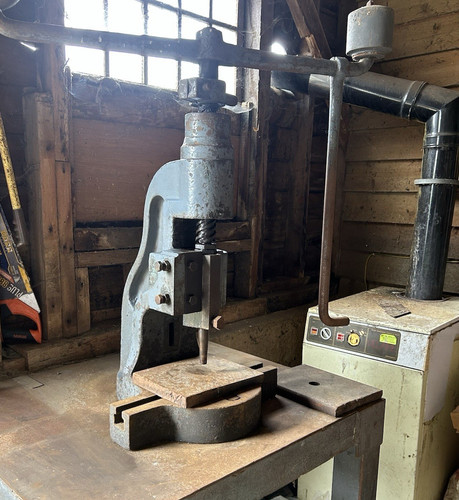 Fly press