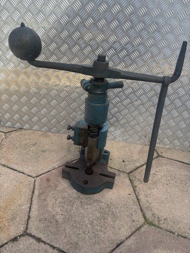 Fly press engineering vintage - fly,